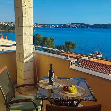 Apartament Penava, Private Beach, Pool And 7min To Trogir