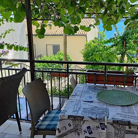 Apartament Penava, Private Beach, Pool And 7min To