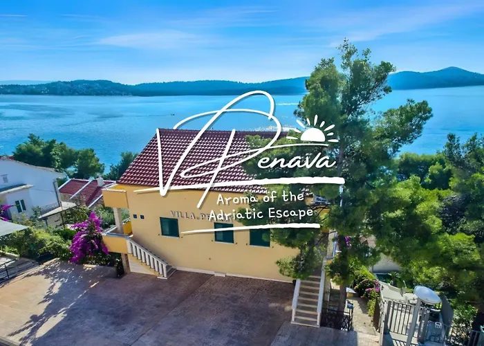 Penava, Private Beach, Pool And 7min To 트로기르