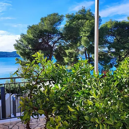 Penava, Private Beach, Pool And 7min To * トロギール